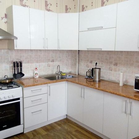 Bishkek Maximus Apartament 2 Luaran gambar